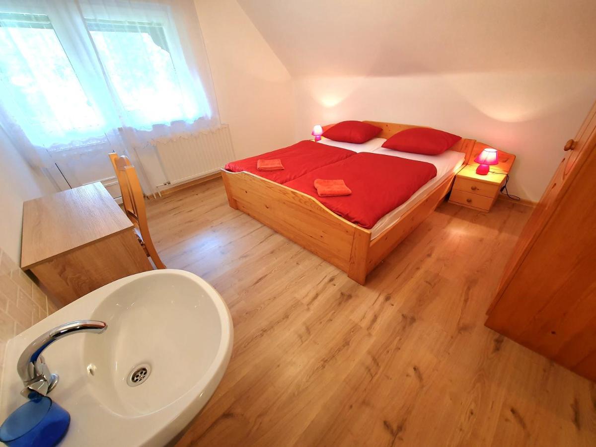 Apartmaji Zupanc Ivanka Appartamento *